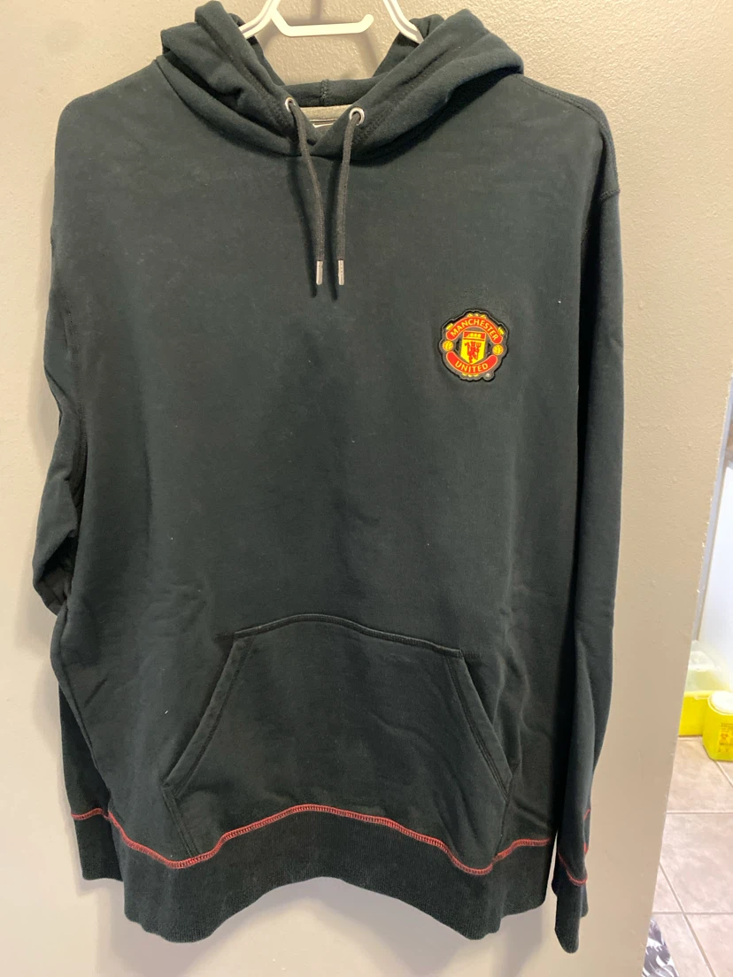 Man United hoodie