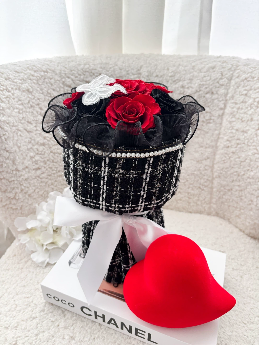 BUSINESS CLEARANCE SALE — ETERNAL ROSE BOUQUET $50! 🌹 - photo 4