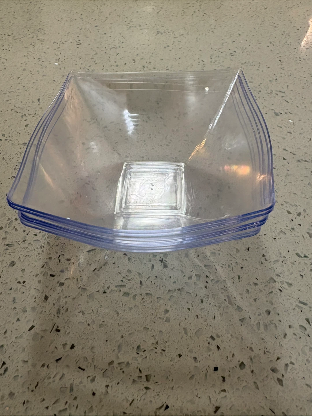 Set of 6 Clear Salad Bowls