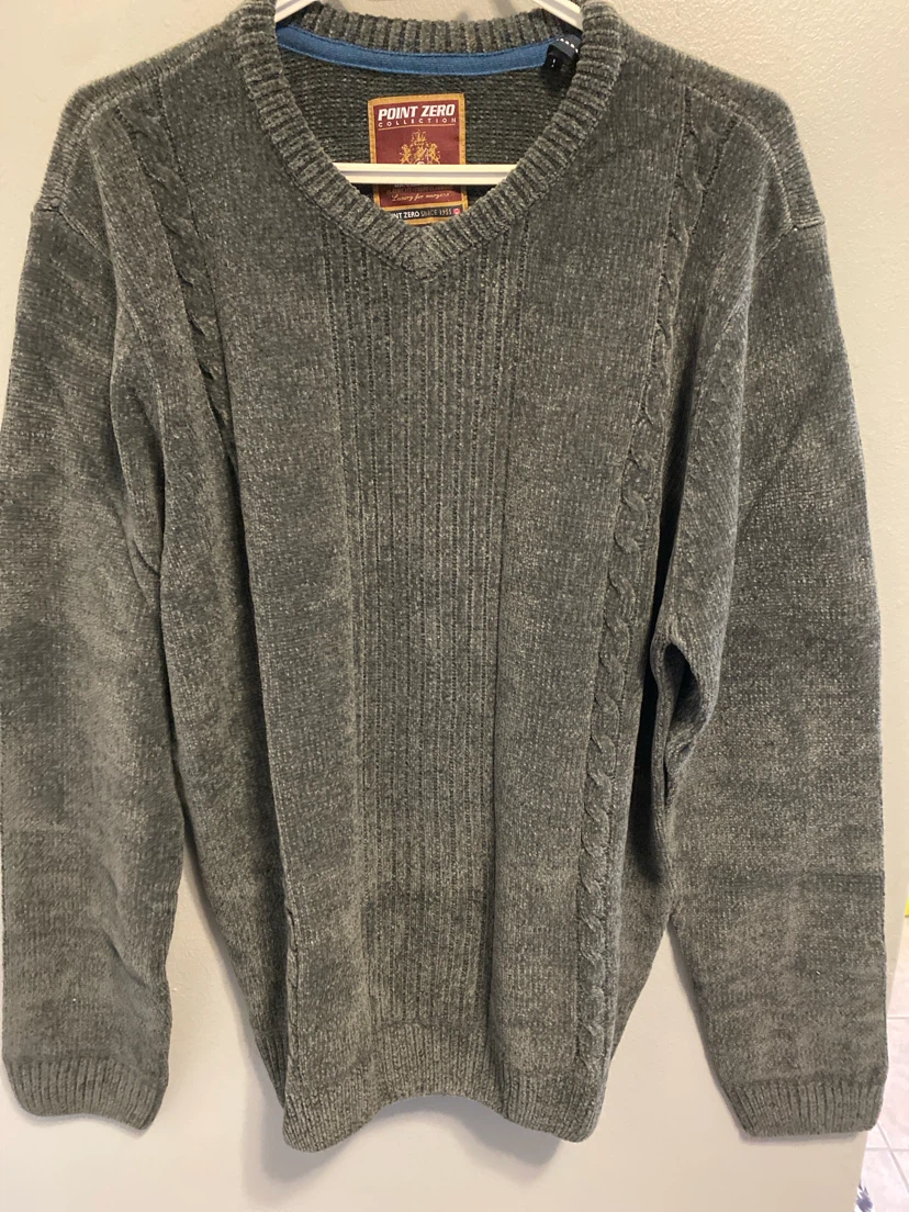 Men’s sweater