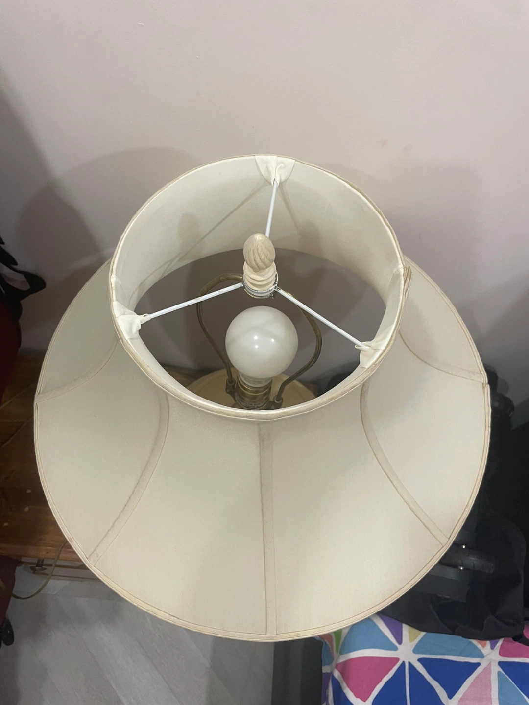Decorative Cream and Gold Table Lamp - photo 3