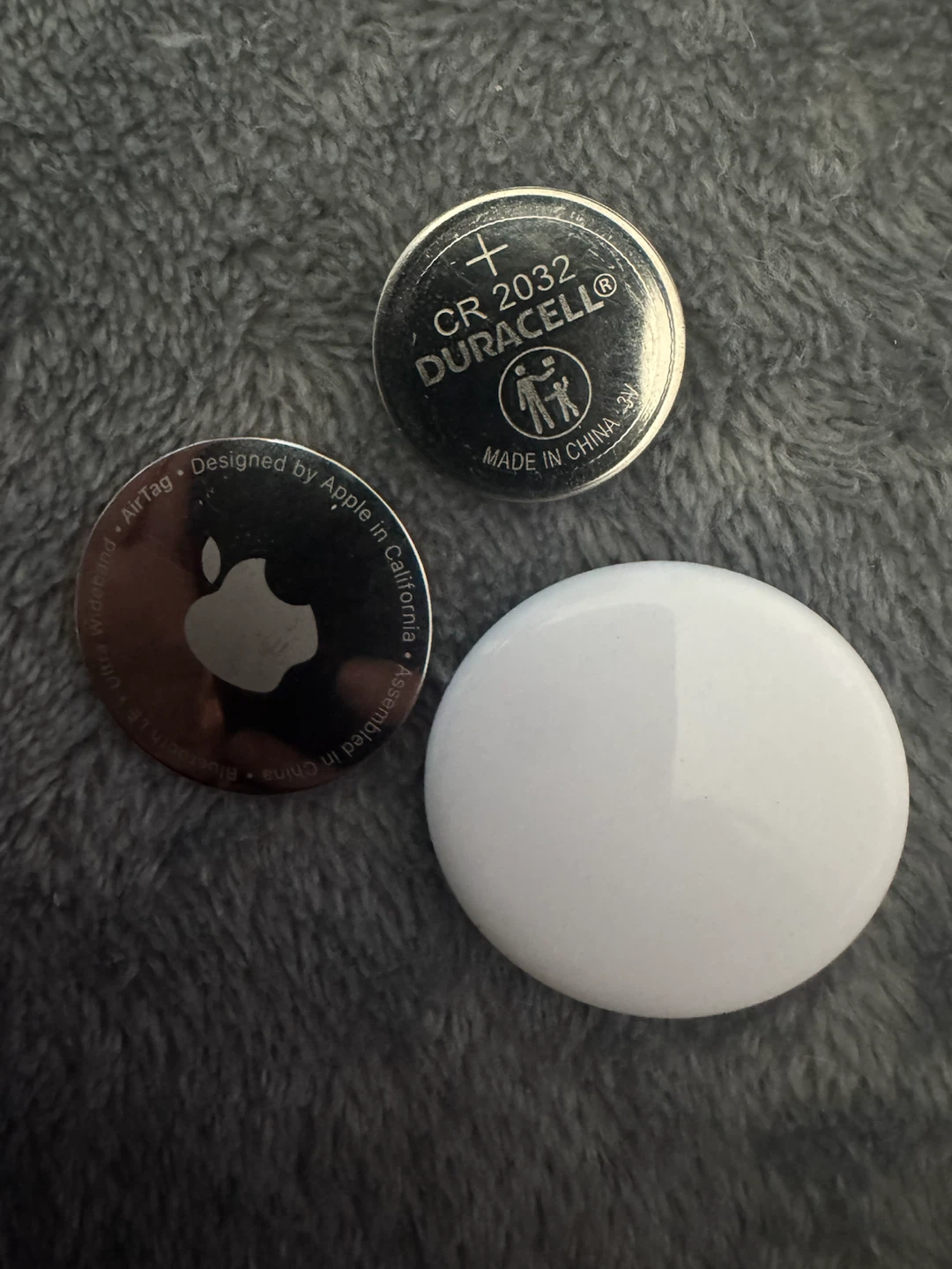 Apple AirTag - photo 2