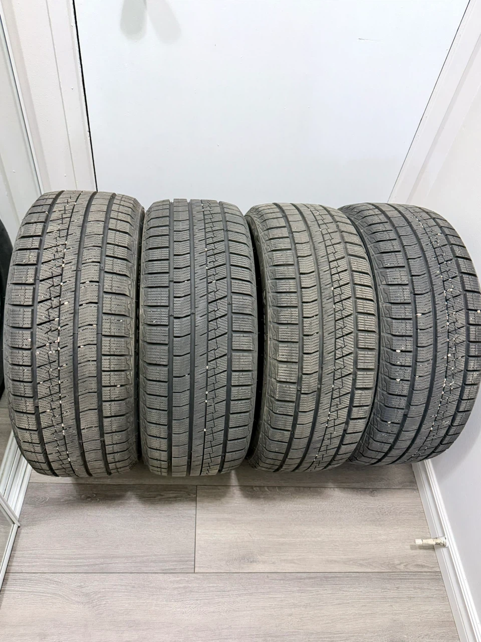 215/55R16 Tramax Winter Tires - Set of 4 - Almost New - photo 5
