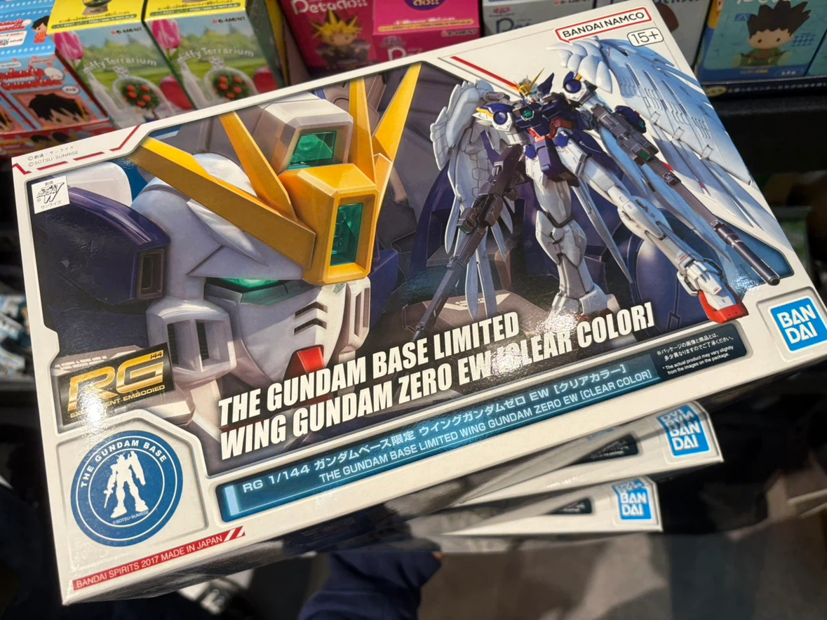 Gundam Wing (Gundam Base Exclusive) Transparent Version - photo 2