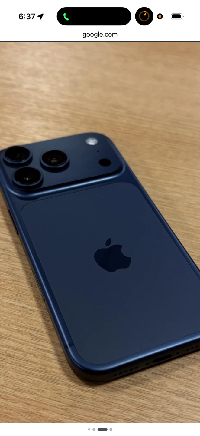 Apple iPhone 17 Pro Blue