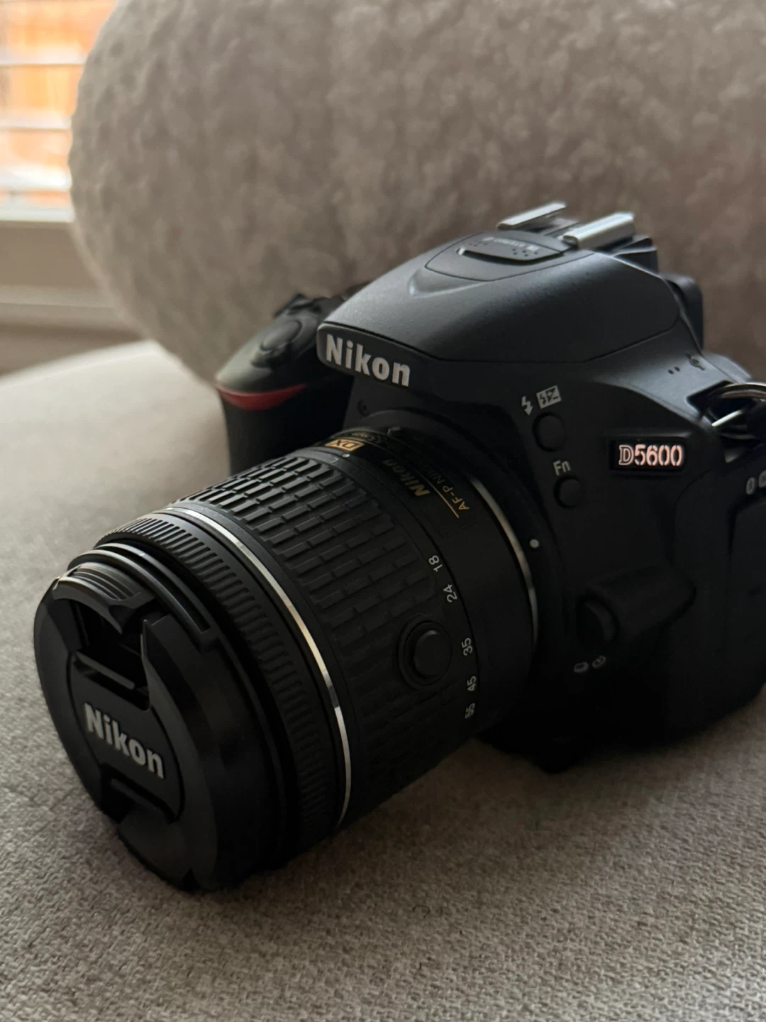 Nikon D5600 18-55 VR Kit - photo 2
