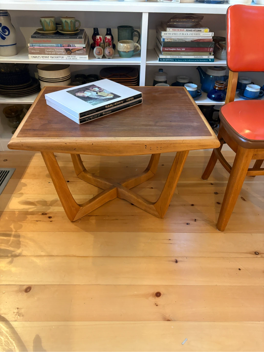 Koehler Mid-century modern wooden side table