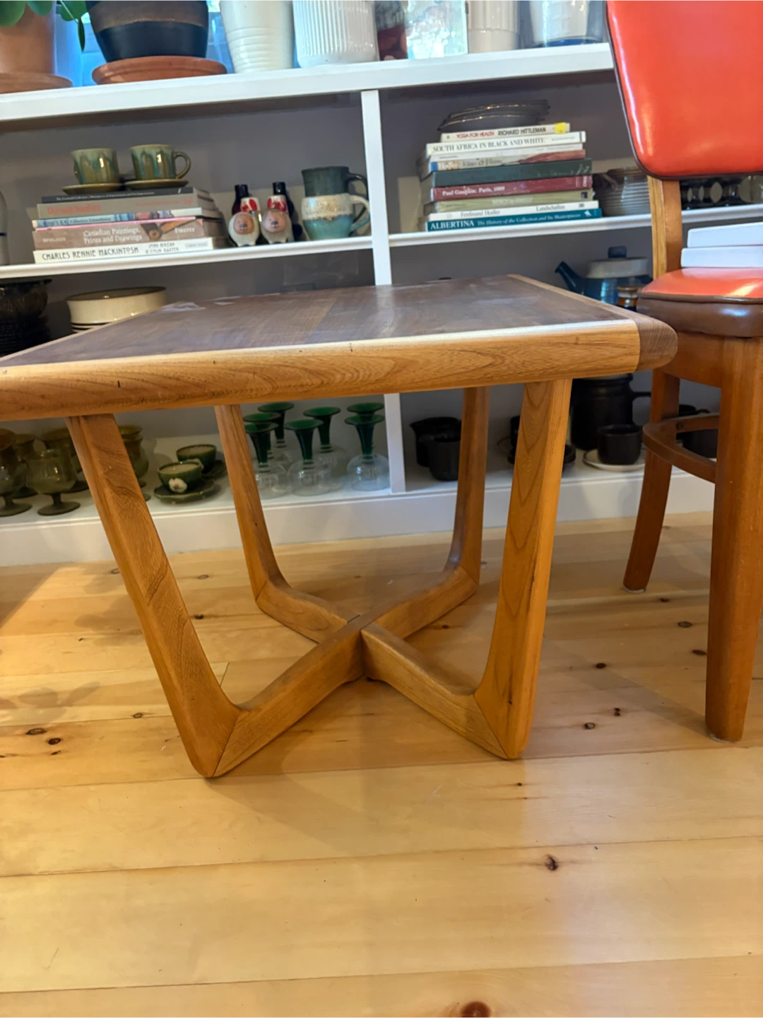 Koehler Mid-century modern wooden side table - photo 3