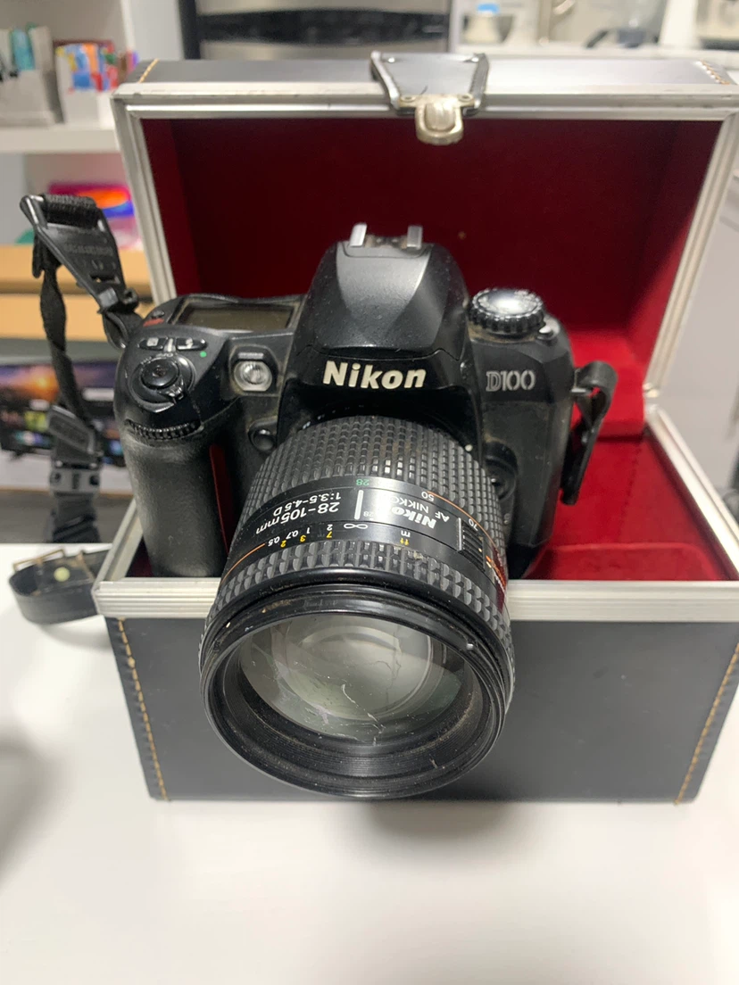 Nikon D100 Camera Bundle with Multiple Lenses - photo 3