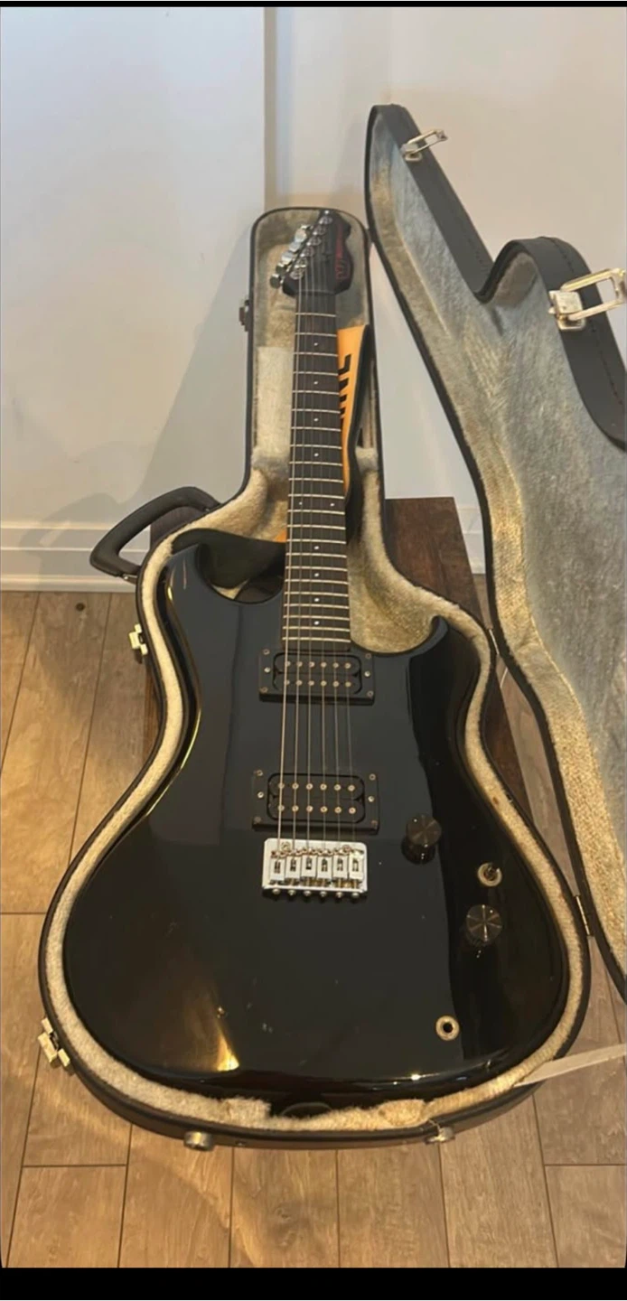 Westone spectrum S Electric Guitar with Roland Cube Amplifier
