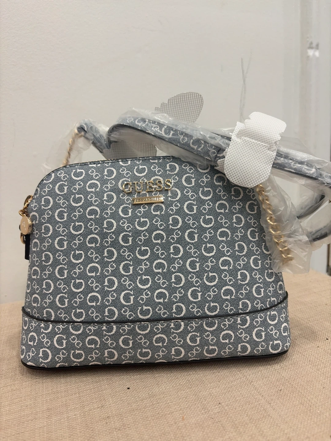 GUESS Dome Satchel Bag - photo 3