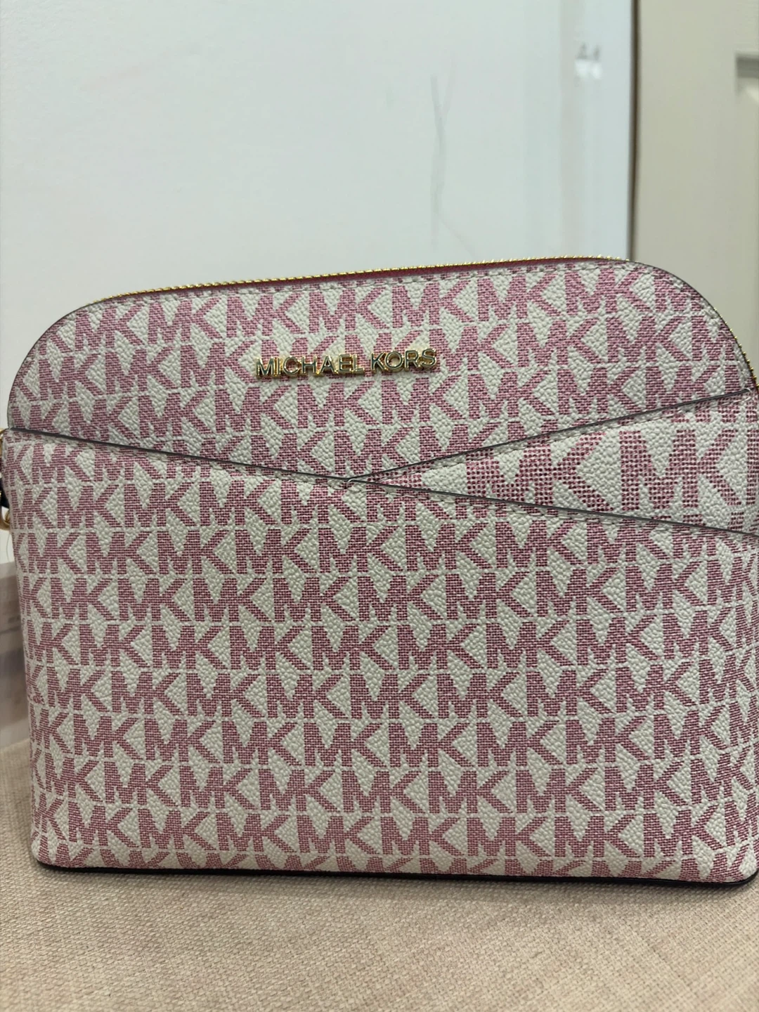 Michael Kors Pink and White Crossbody Bag - photo 2