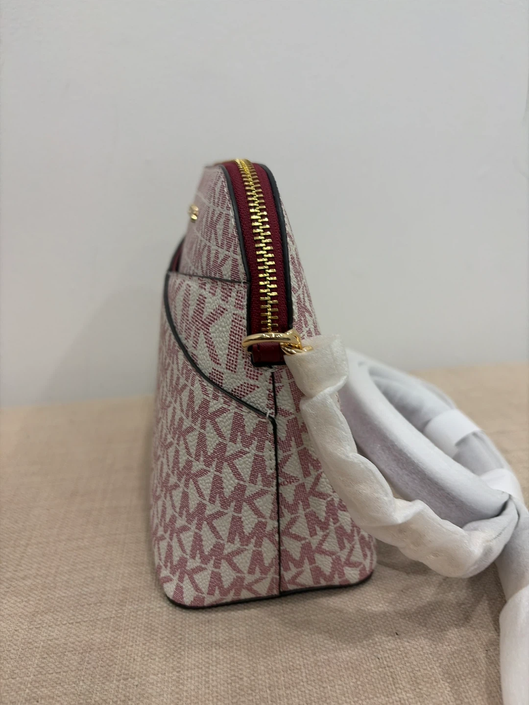Michael Kors Pink and White Crossbody Bag - photo 3