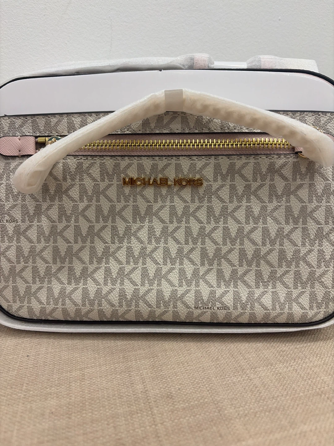 Michael Kors Signature Logo Crossbody Bag - photo 2