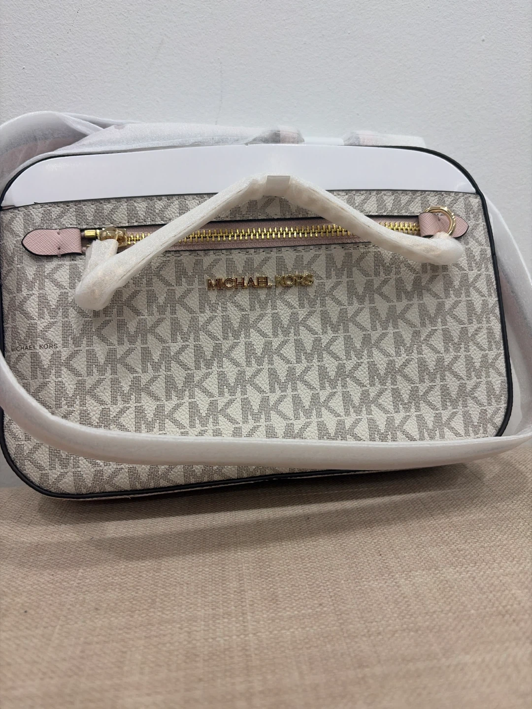 Michael Kors Signature Logo Crossbody Bag - photo 4
