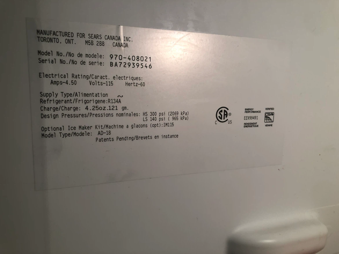 White Top-Freezer Refrigerator - photo 3