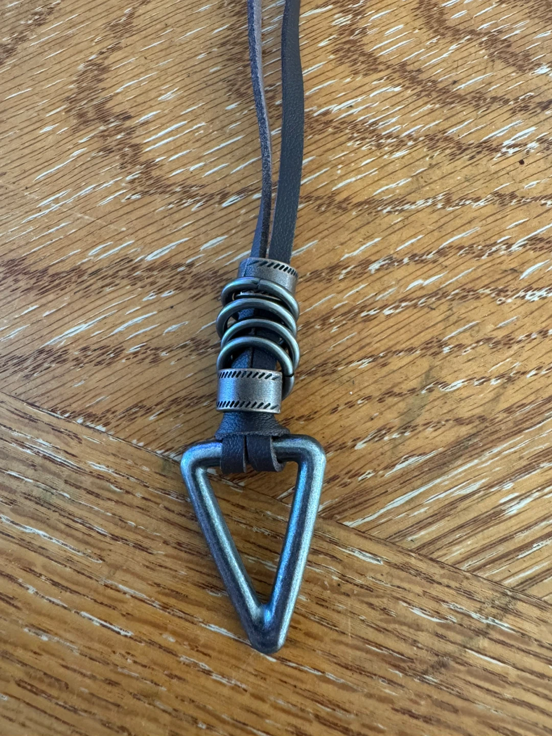 Triangle pendant necklace - photo 2