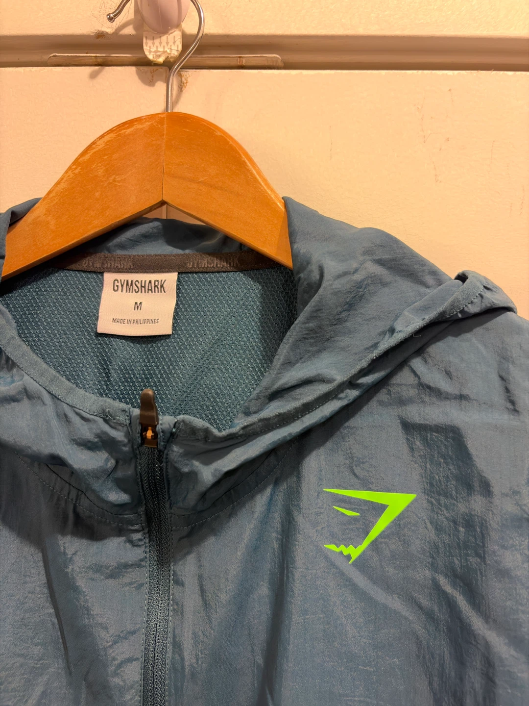 Gym Shark Windbreaker Jacket - photo 4