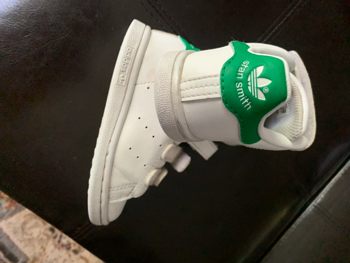 Adidas Stan Smith Kids Sneakers size 6