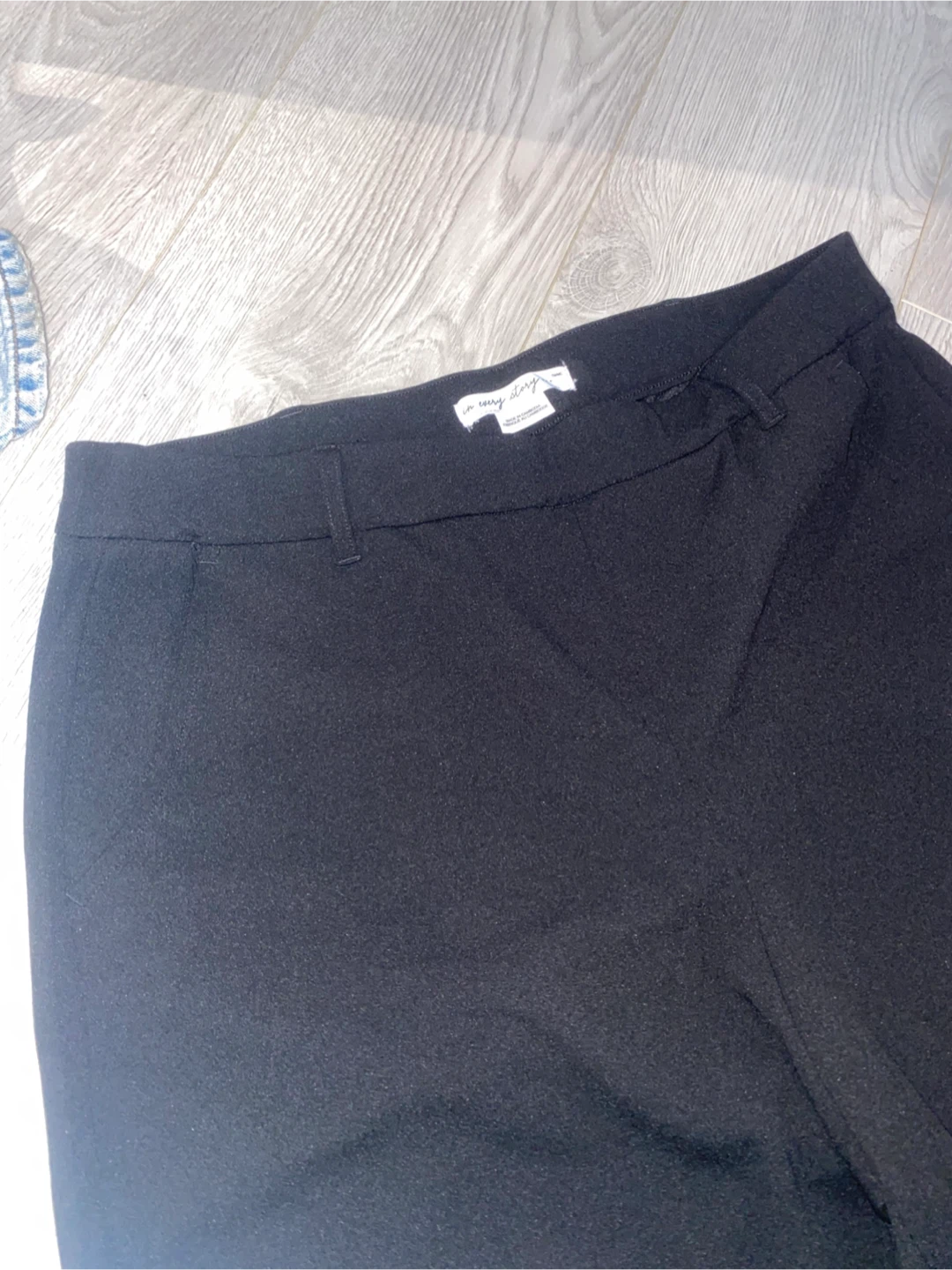In Every Story Black Trousers Size X - photo 4