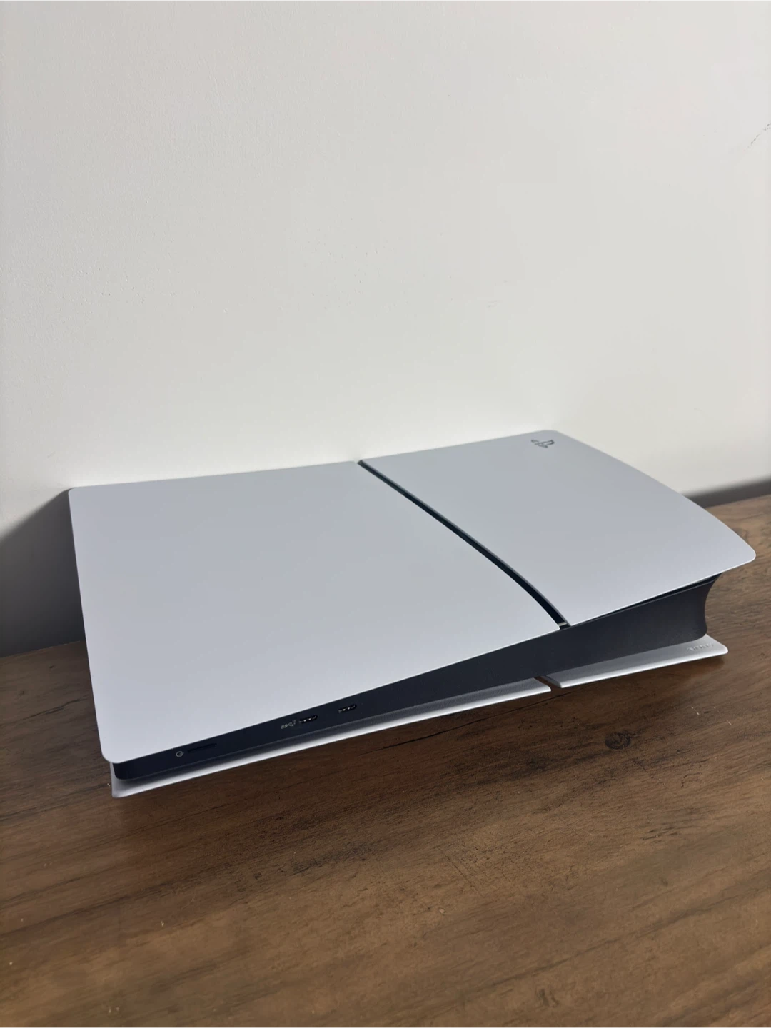PS5 Slim Digital Edition 825GB + 2 Controllers - Be Quick! - photo 3