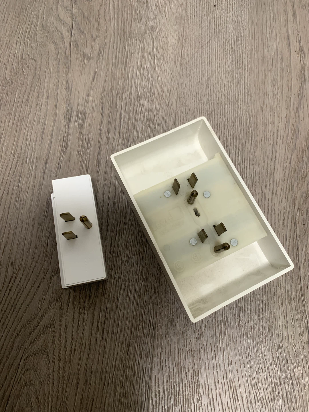 Set of Two Wall Outlet Tap Adapters - photo 3
