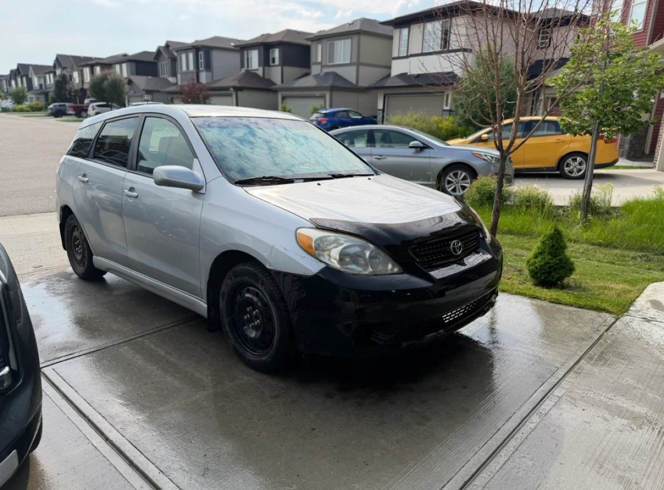 Toyota Matrix Hatchback - photo 3