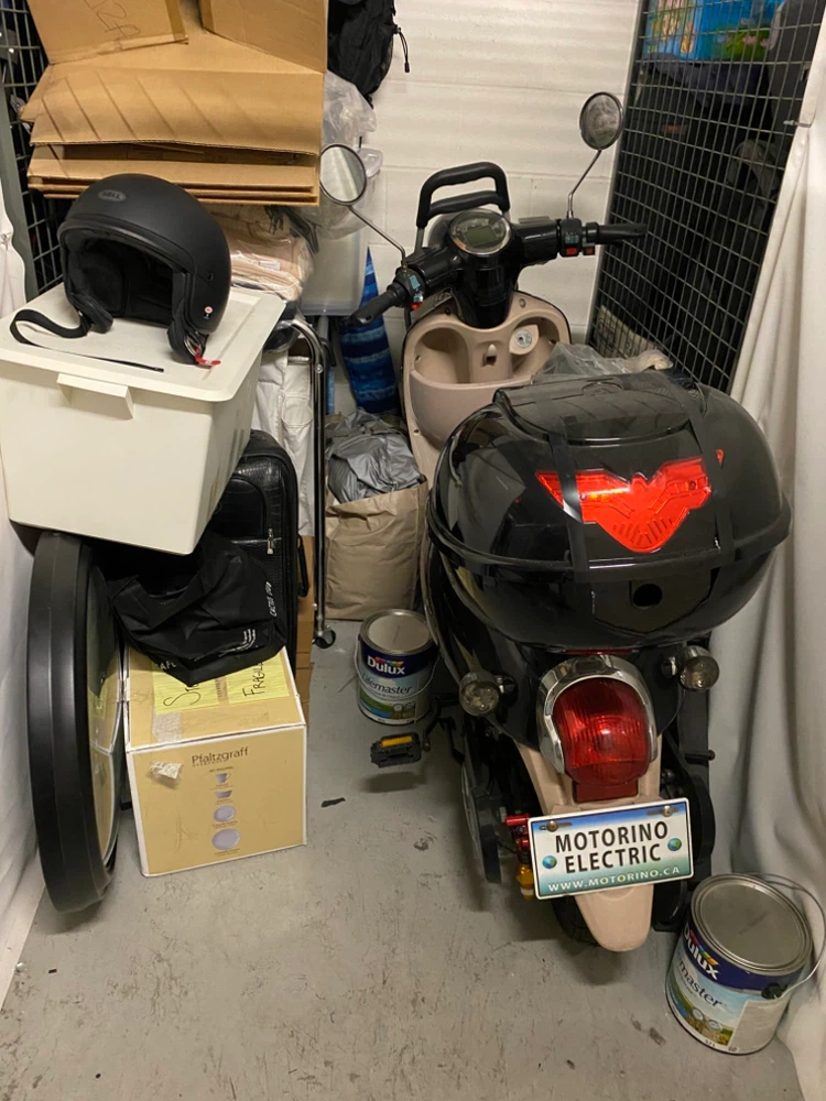 Motorino Electric Scooter 🛵 with Rear Cargo Box - photo 2