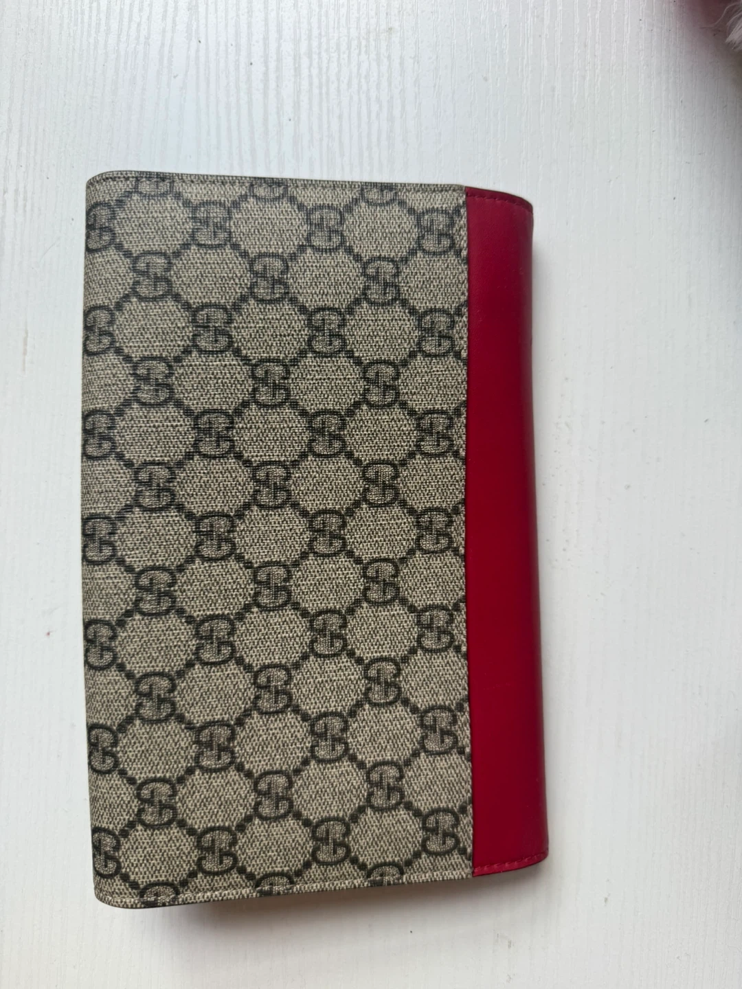 Gucci GG Supreme Pearl clutch - photo 2