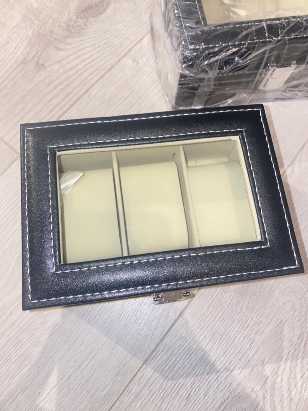 Two 3-Slot Watch Display Cases - photo 2