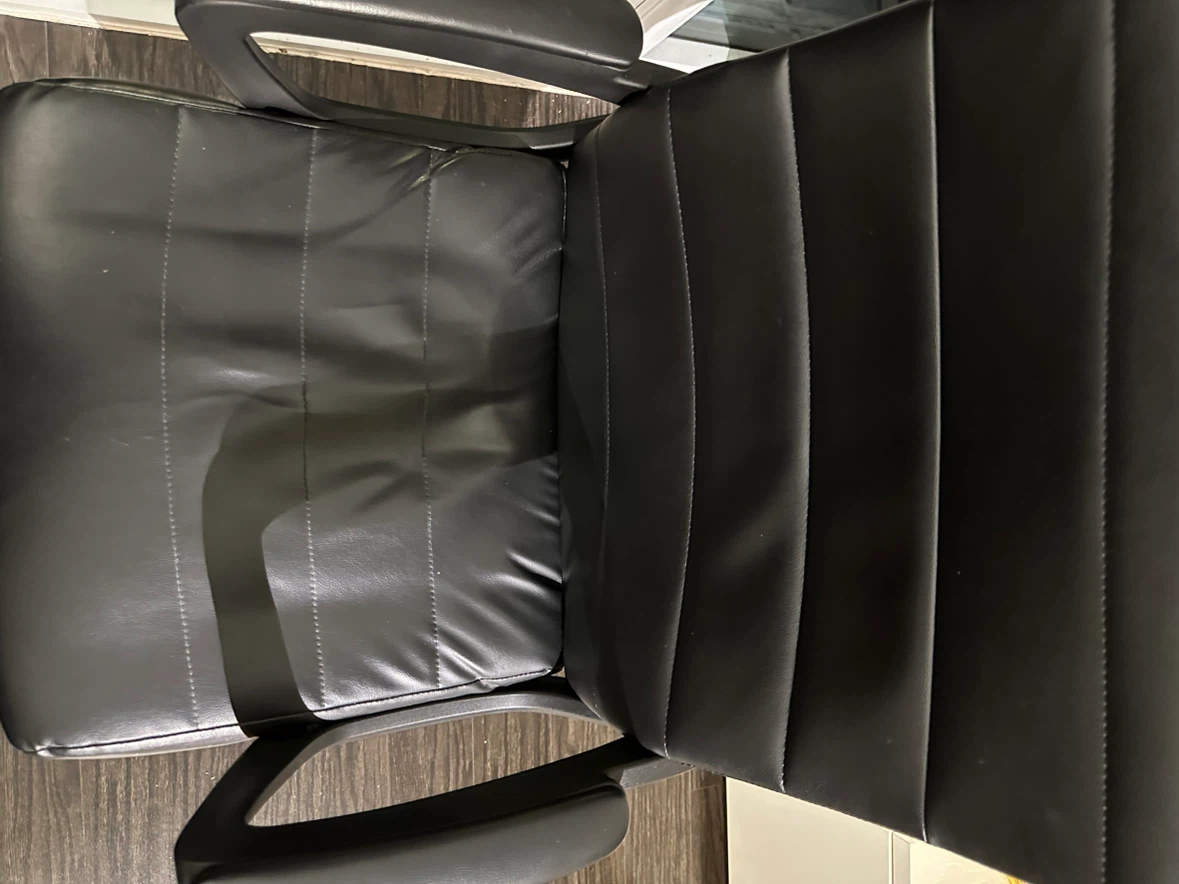 Black Office Chair - photo 2