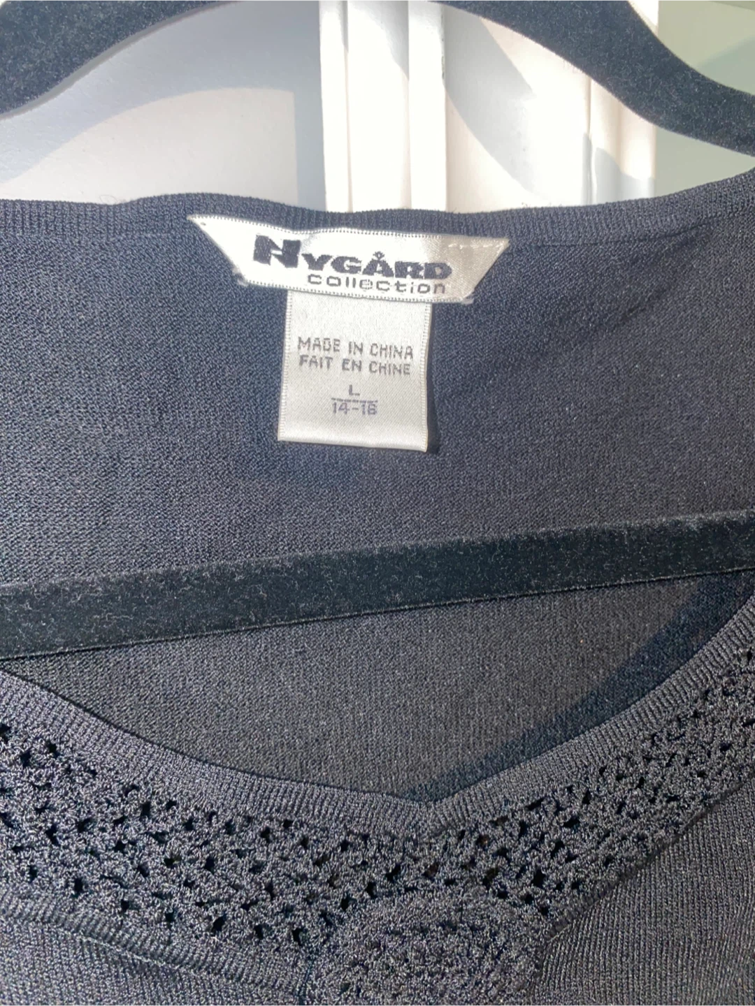 Nygard Collection Black Short Sleeve Top