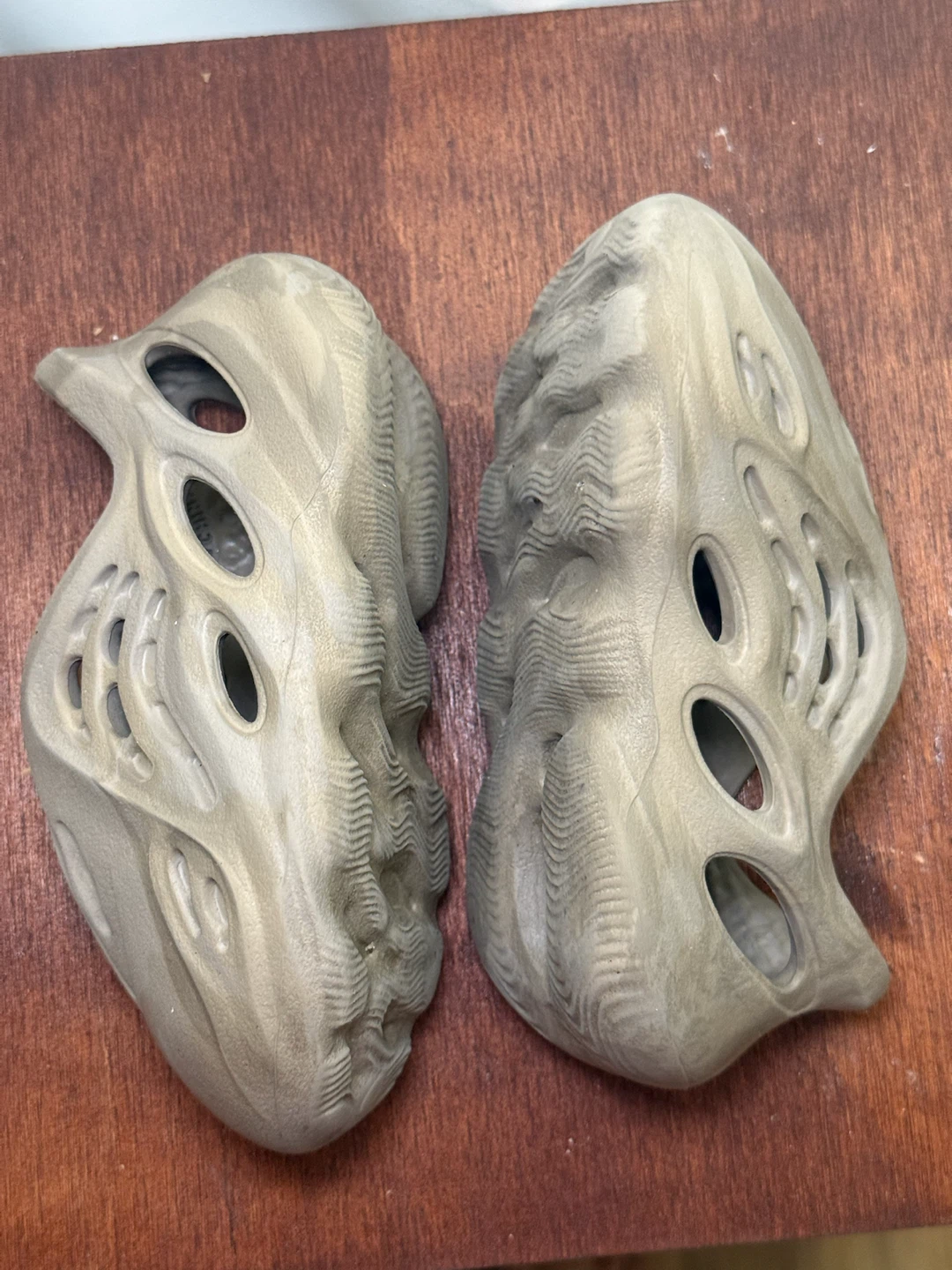 Adidas Yeezy Foam Runner - photo 3