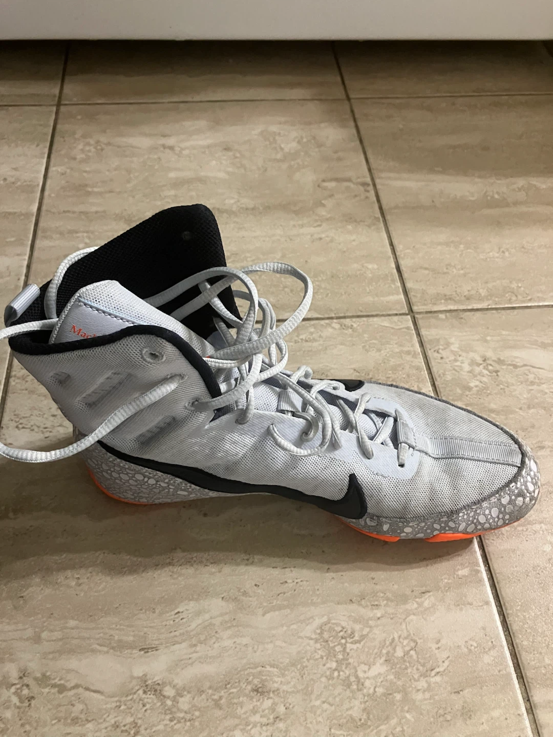 Size 8.5 Nike Machomai 3 Boxing Shoes - photo 5