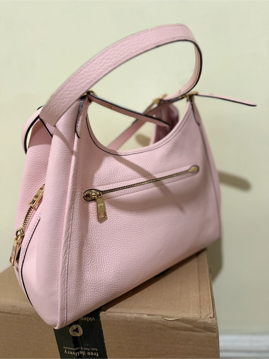 Coach Pink Leather Handbag - photo 2