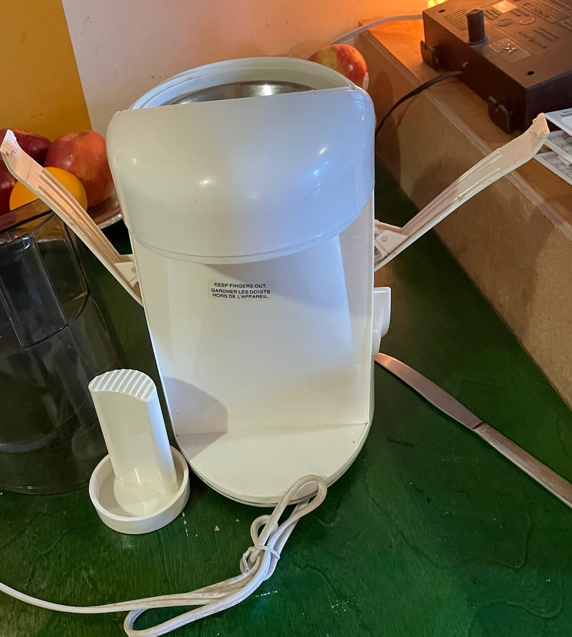 Hamilton Beach 350 Watt Juice Extractor - photo 2