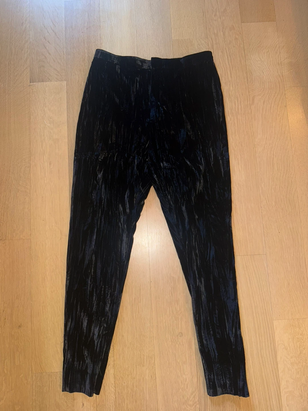 Saint Laurent Black Crushed Velvet Trousers - photo 2