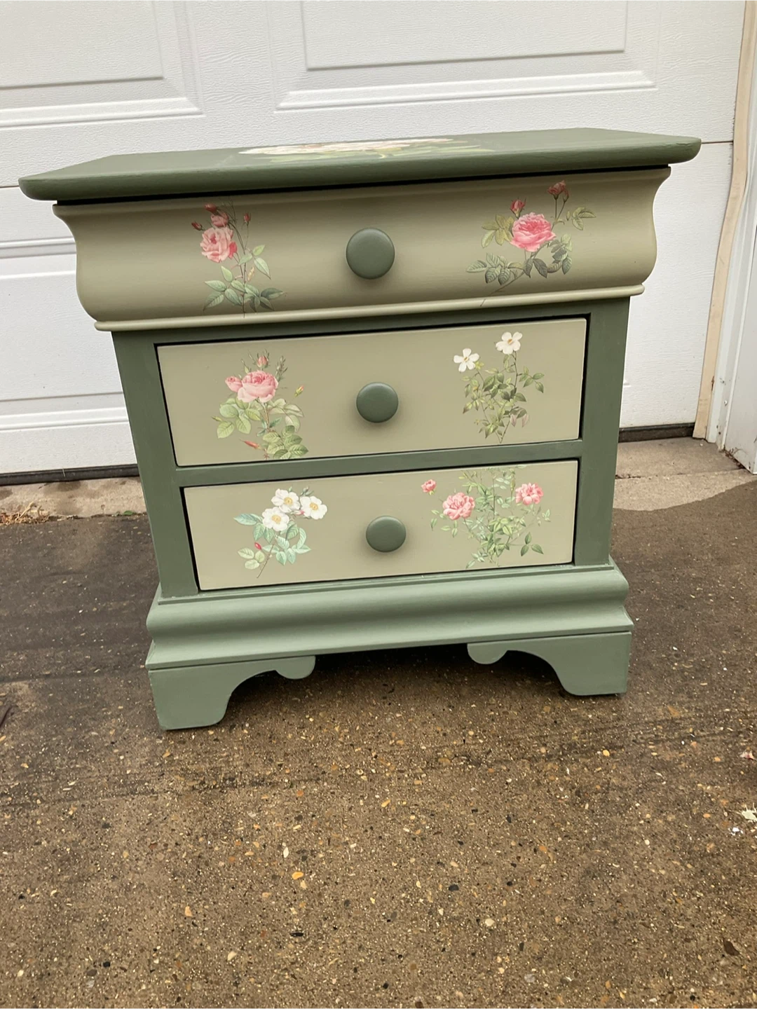 Green Floral Painted Nightstand - photo 2