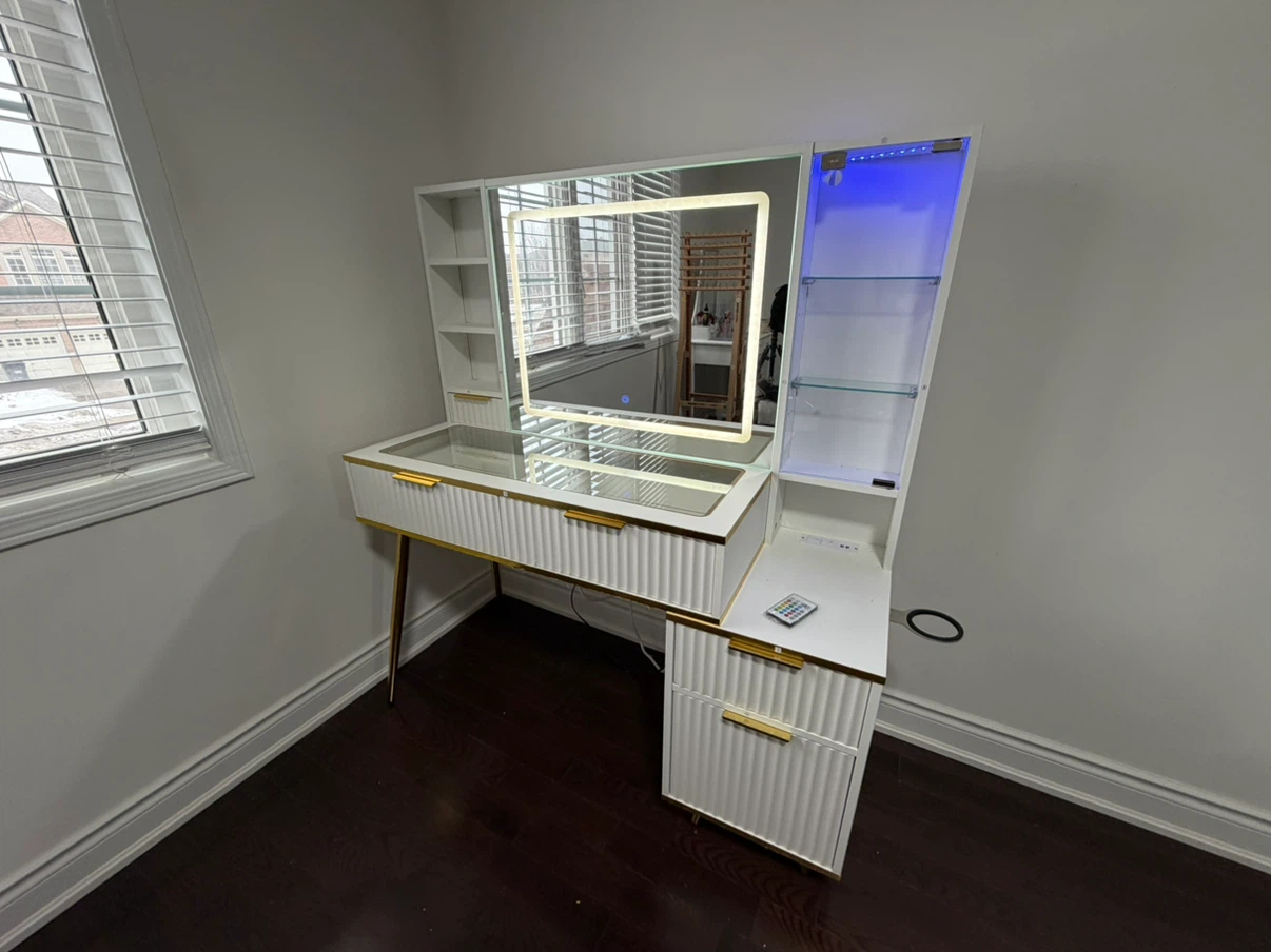 New White and Gold Vanity Table with LED Mirror - photo 2