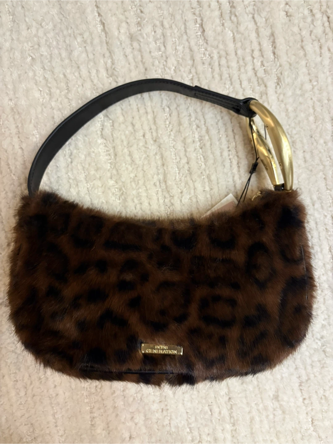 BCBG Generation Leopard Faux Fur Bag - photo 4