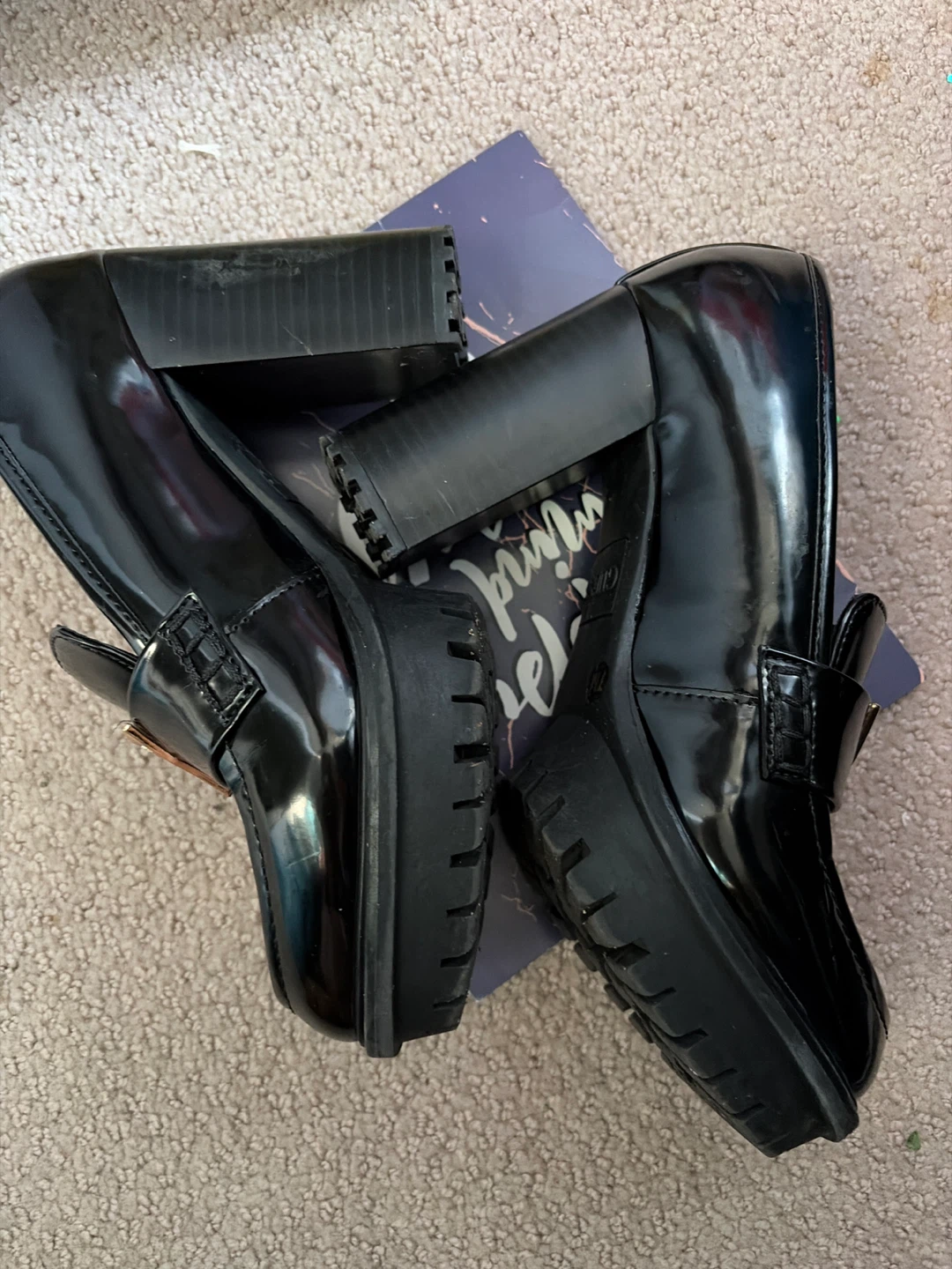 Guess black lug sole loafers - photo 3