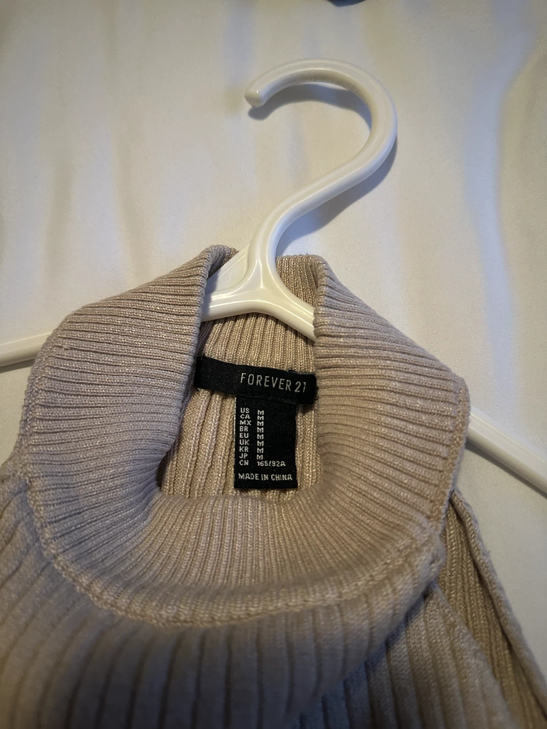 Forever 21 Ribbed Cold Shoulder Top - photo 2