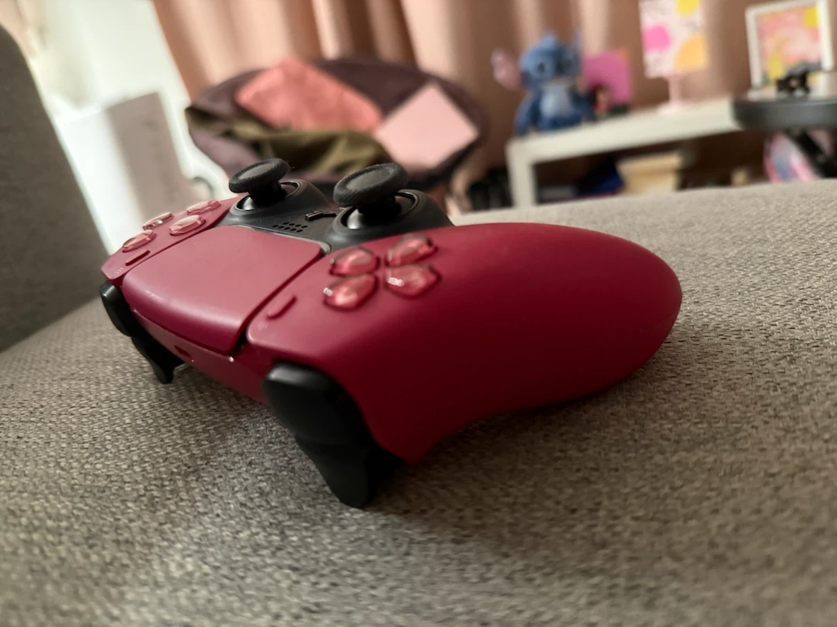 Sony PlayStation 5 DualSense Wireless Controller - Cosmic Red - photo 2