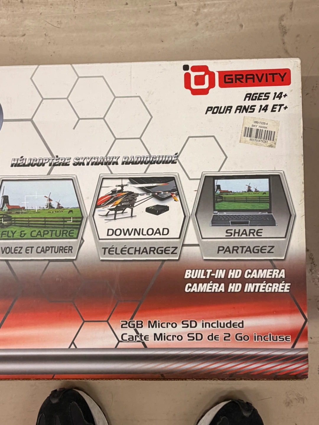 iO Gravity Skyhawk R/C Helicopter with HD Camera - photo 2