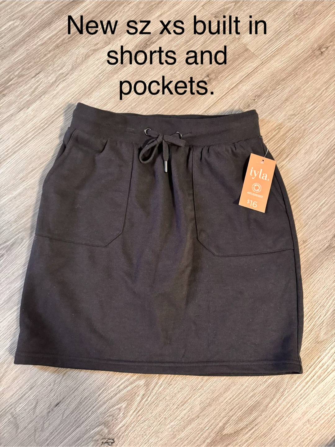 Iyla black athletic skirt, size XS