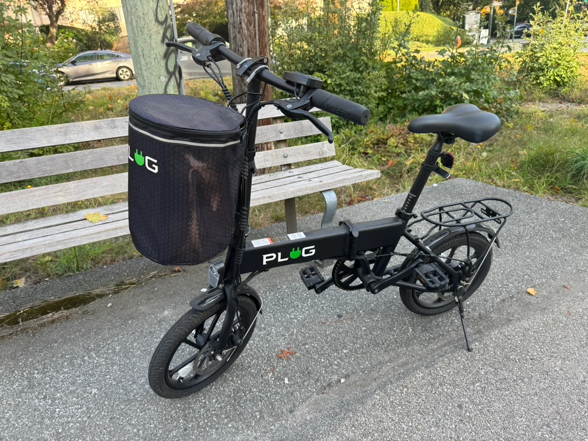 PLUG Folding Electric Bike – 350W Motor | 50KM Range | Foldable
