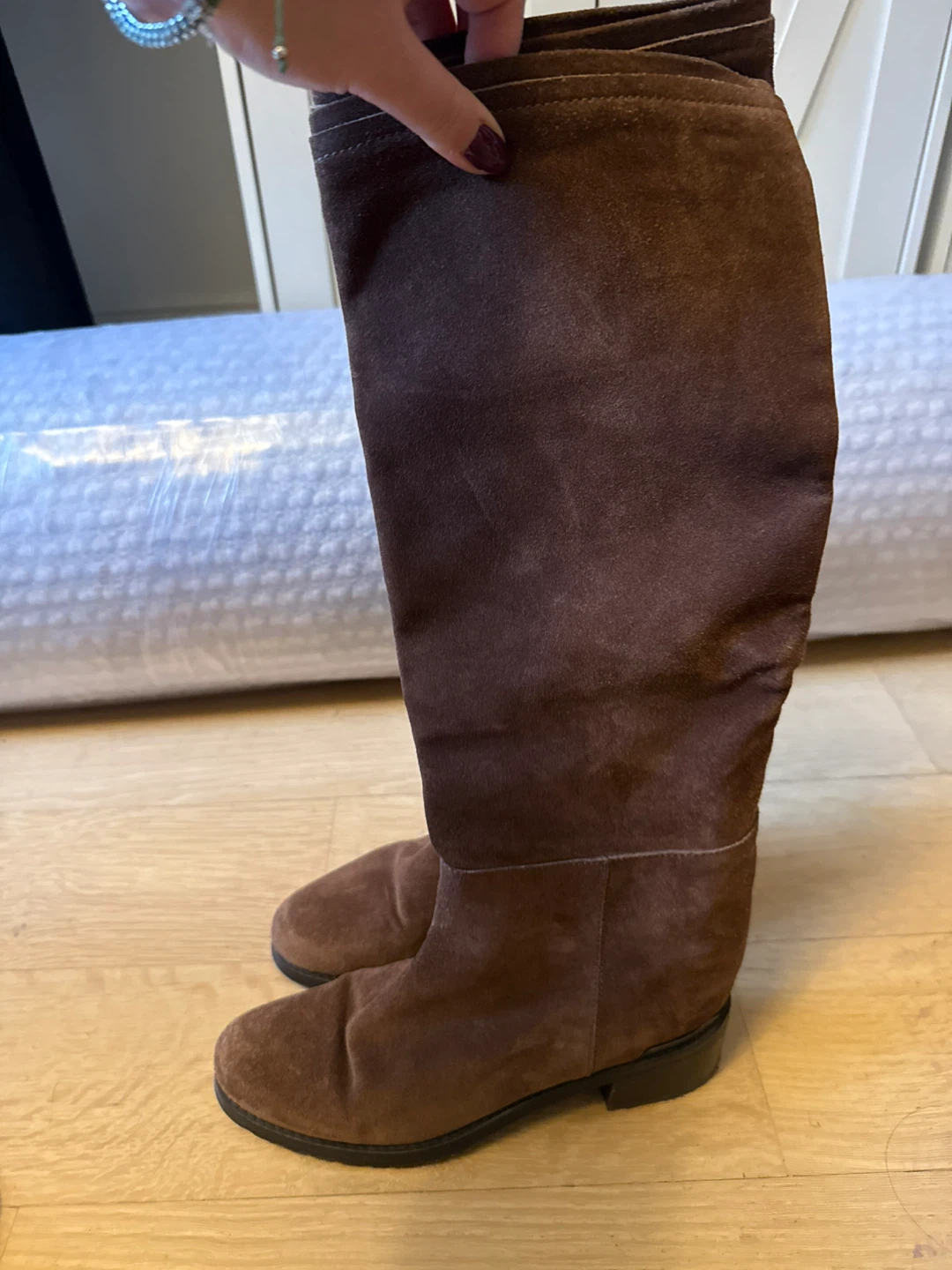 Stuart Weitzman Brown Suede Boots - photo 3