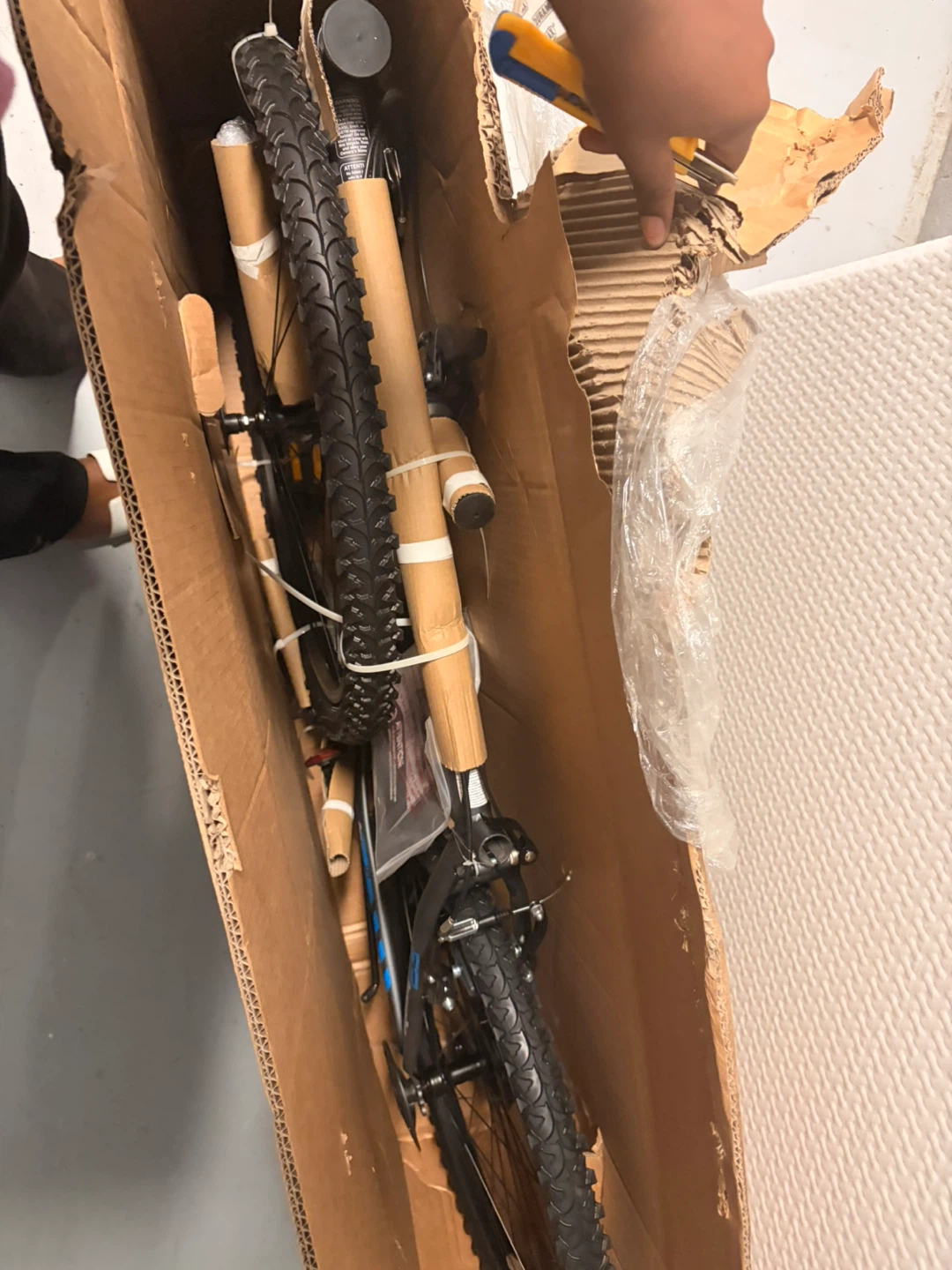 Hyper Boundary Trail 26-inch Mountain Bike - photo 5