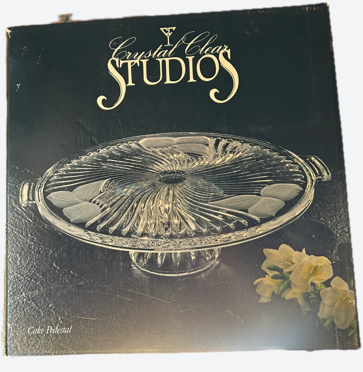 Crystal Clear Studios Sutton Place Cake Pedestal