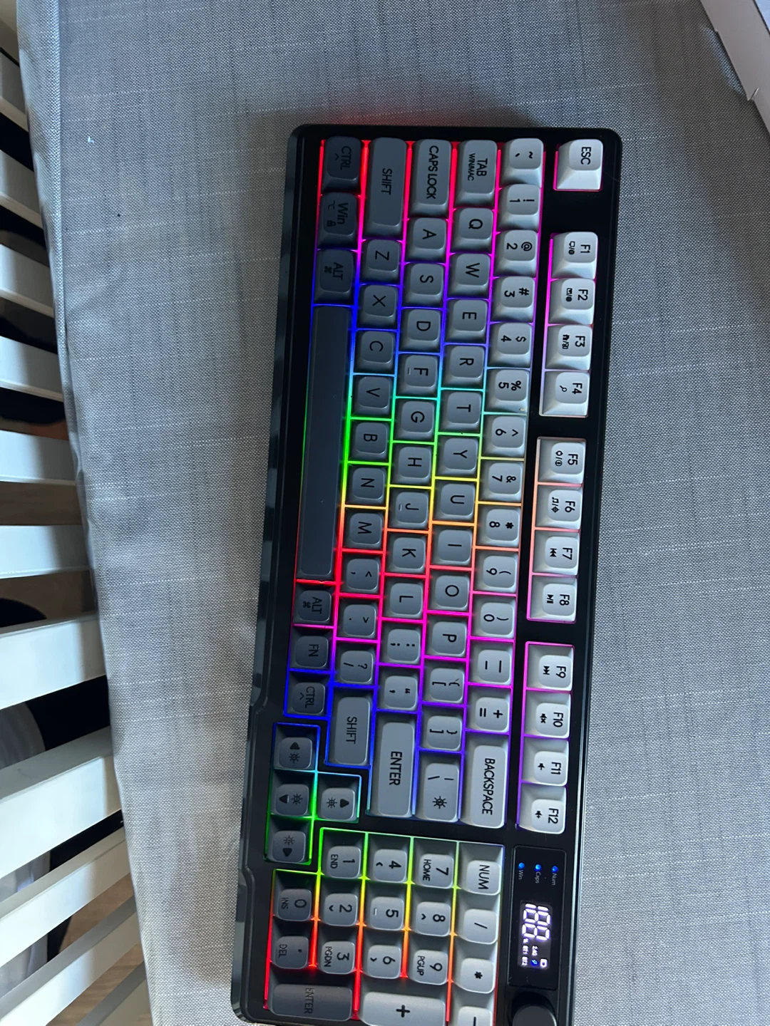 Freewolf 96 Key Wireless Mechanical Keyboard - photo 2